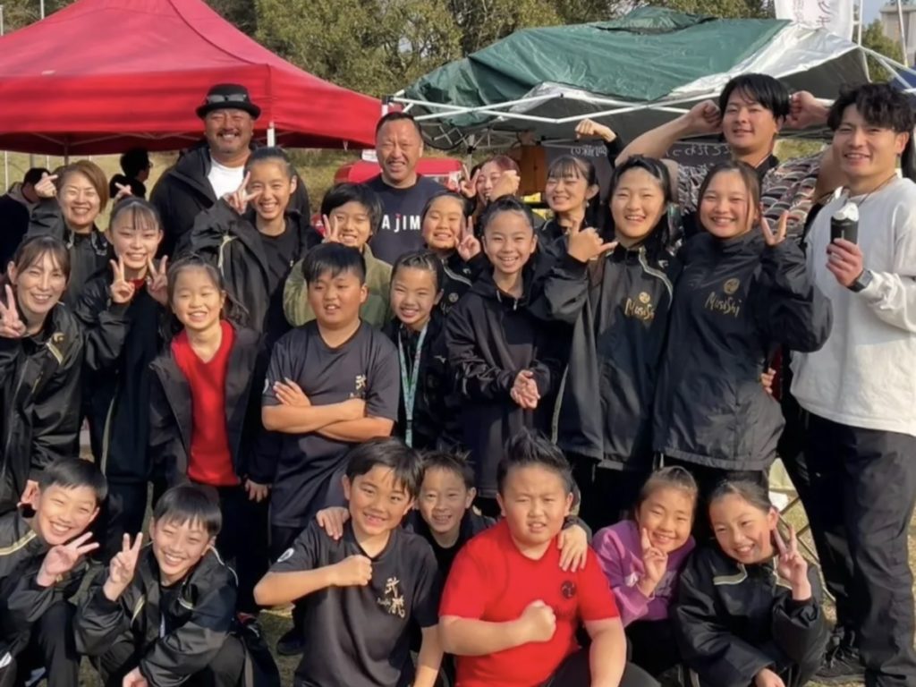 春のグルメフェスタ in あんずの丘山鹿市特産工芸村あんずの丘